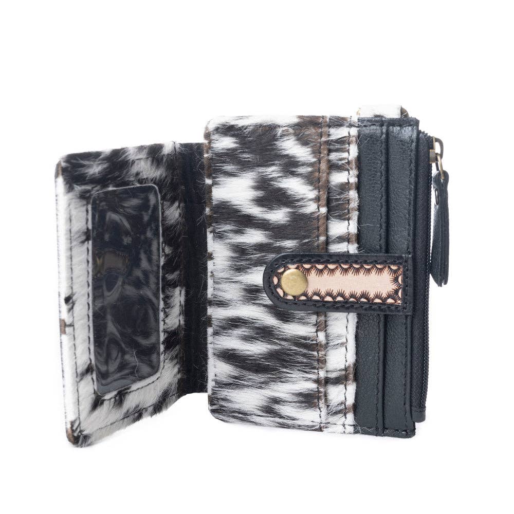 Wildflowers of the Prairie Credit Card Holder In Black & Brown: Black And Brown / Variants Combo